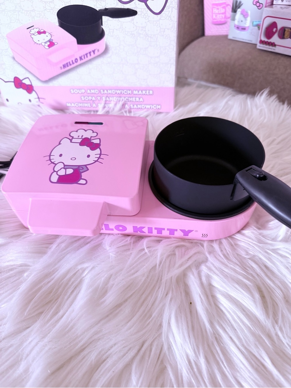 Hello Kitty Pink Mini Sandwich Maker with Black Pan